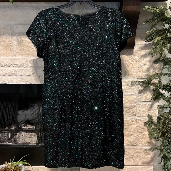 Women’s Green Sequin Sheath Dress Size 14 - Picture 4 of 5